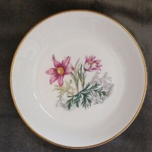 Royal Worcester Fine Bone China England Mountain Lily Small Plate